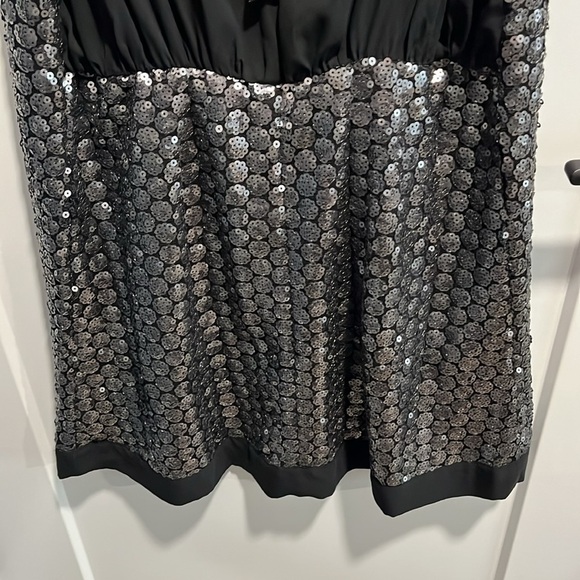 Victoria’s Secret Metallic Sequins Sleeveless Cocktail Dress Sheer Bow Back EUC - Picture 9 of 10
